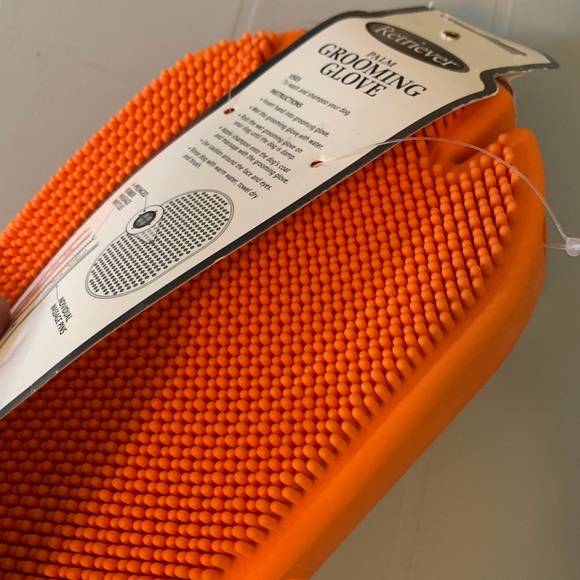Retriever Palm Pet Grooming Glove - Picture 9 of 9